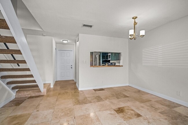 Photo - 2700 S Oakland Forest Dr Unit 305