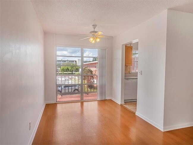 Photo - 4 Golfs Edge Unit E