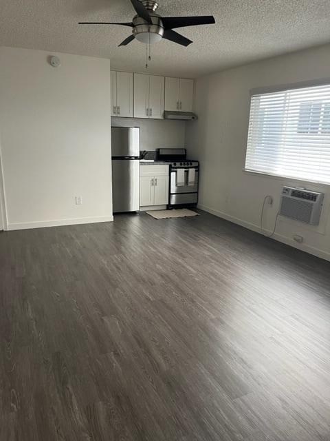 Photo - E Street Apartments