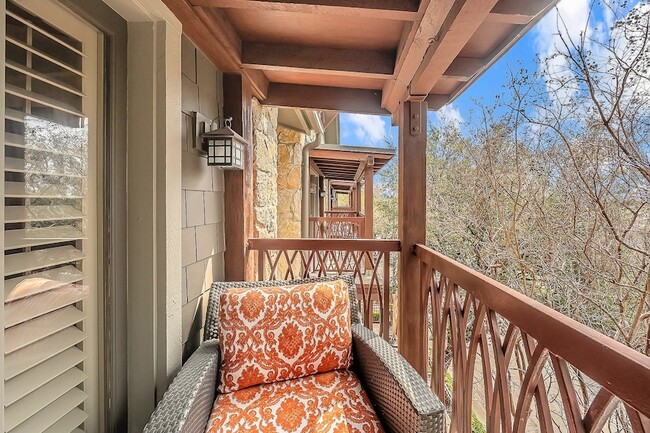 Photo - 6350 Oriole Dr