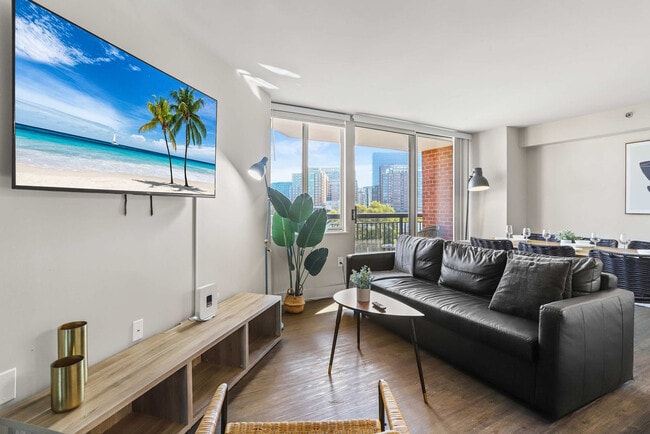 Building Photo - 801 15th St S Unit FL4-ID1261495P