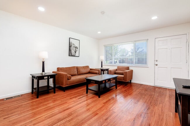 Photo - 620 St Bernard Dr Unit SI ID1472882P