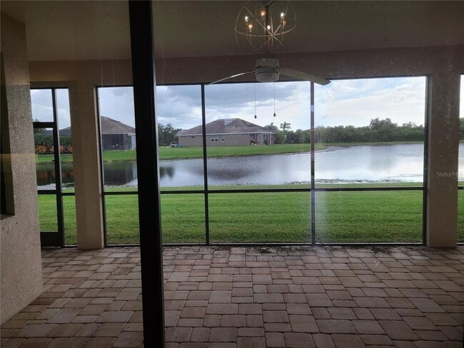 Photo - 629 Rosemary Cir