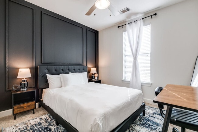 Photo - 5250 Town and Country Blvd Unit ID1363557P