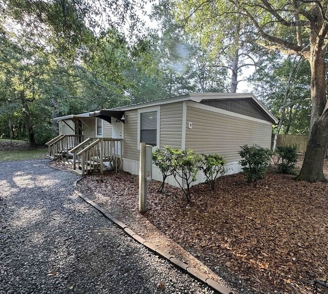 Photo - 4430 Manucy Rd