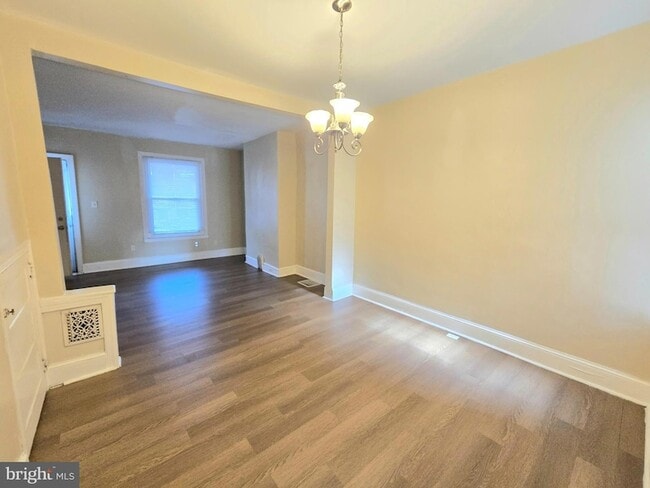 Photo - 106 S 55th St