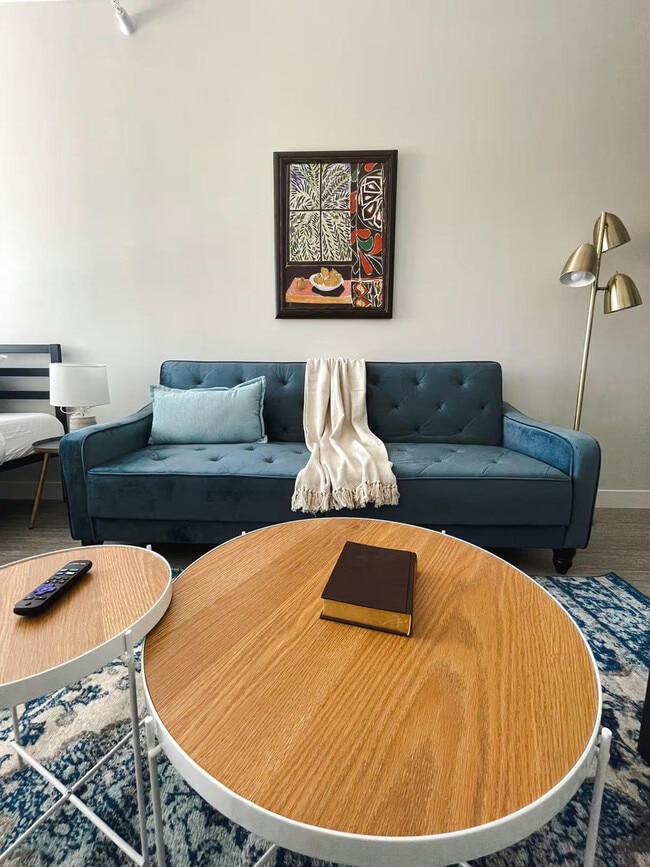 Building Photo - 2530 University Ave Unit ID1036854P