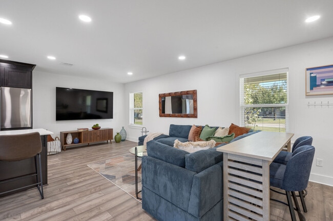 Building Photo - 1611 Armistead St Unit ID1344599P