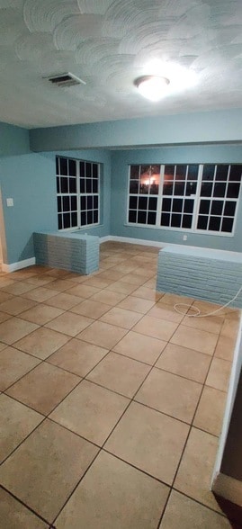 Photo - 3651 NW 9th St