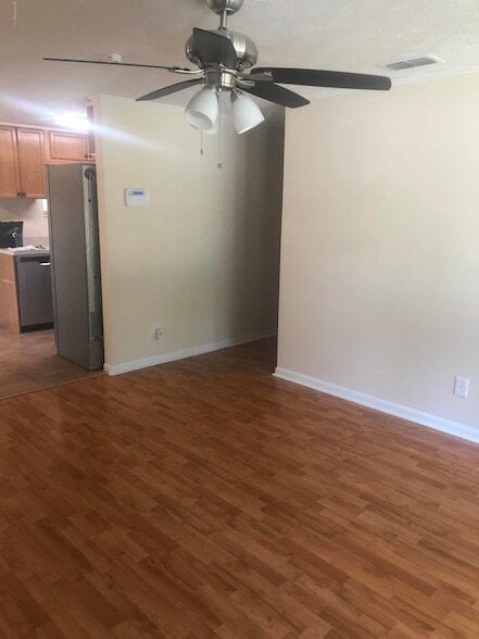 Photo - 5242 Timawatha Ave