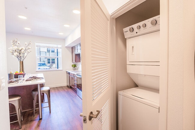 Photo - EATON RANCH APARTMENTS