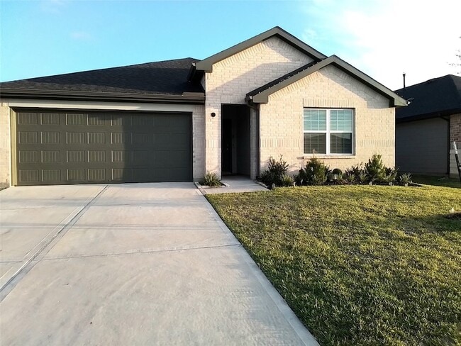 Building Photo - 31739 Margaret Woods Ln