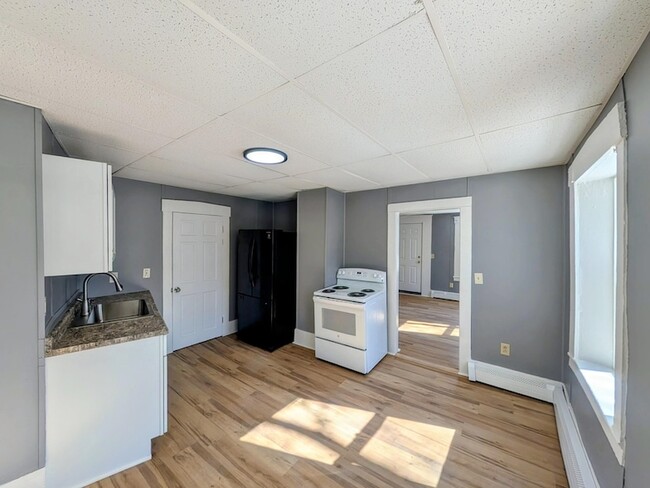 Photo - 13-15 Walnut Street Unit 1 Unit 1