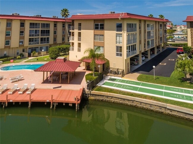 Photo - 121 Island Way Unit 334