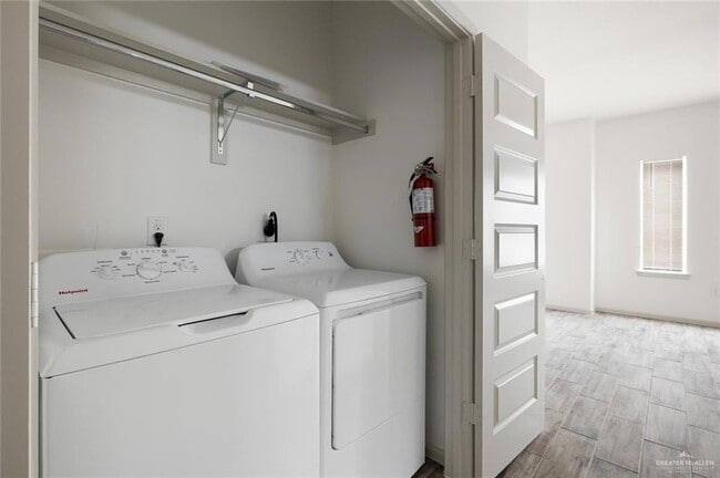 Photo - 1 Palm Dr Unit 1