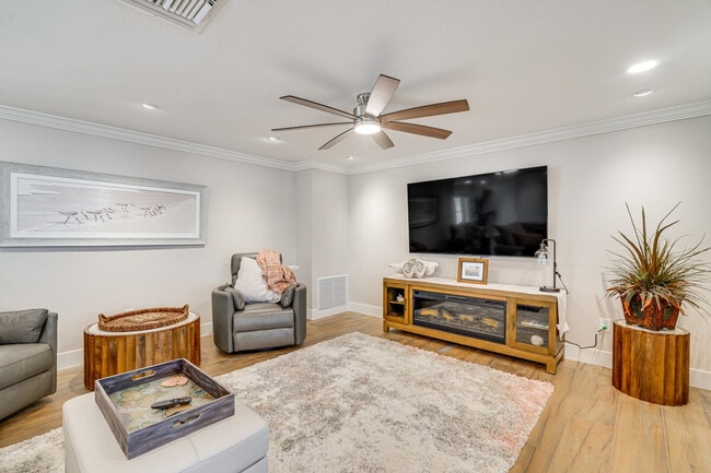 Photo - 11599 Island Ave Unit SI ID1386077P