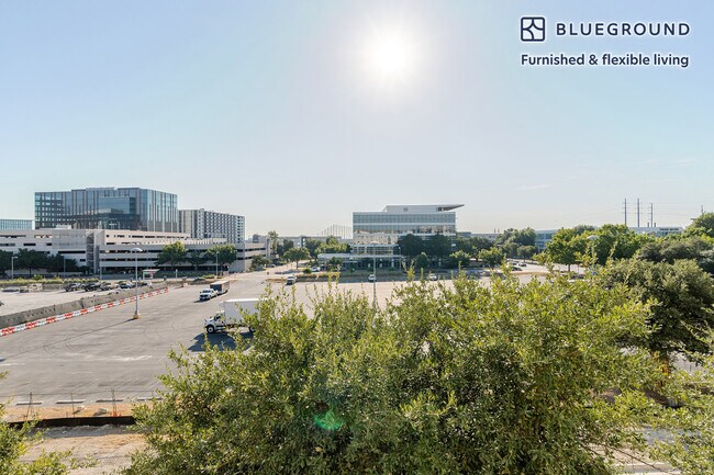 Photo - 3100 Esperanza Crossing Unit FL6-ID351