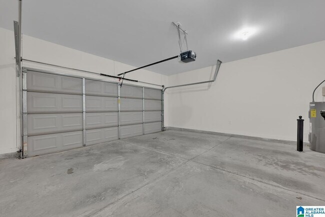 Photo - 170 Kings Wy