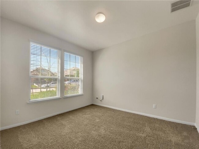 Photo - 353 Canadian Springs Dr