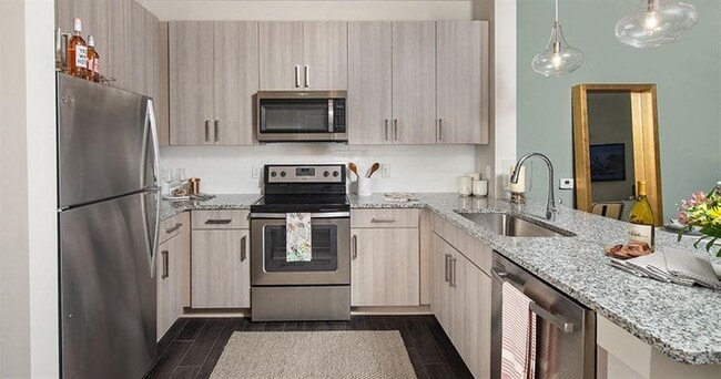 Photo - Promenade at Newnan Crossing