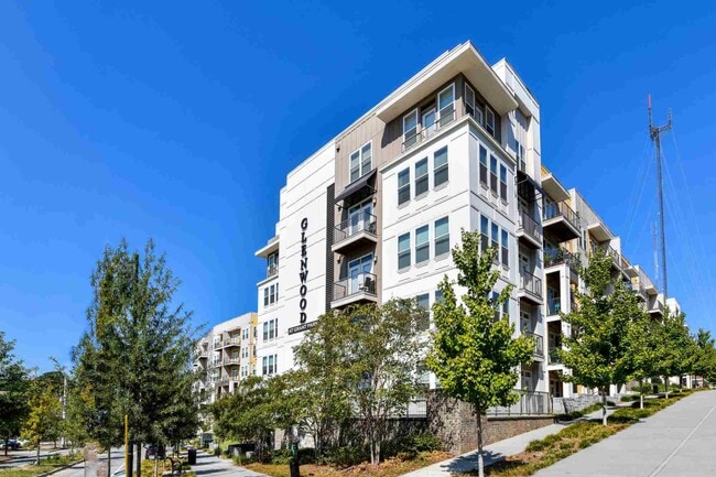 Photo - Glenwood at Grant Park