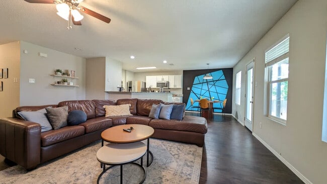 Photo - 2321 Teddy Roosevelt Dr Unit SI ID1589930P