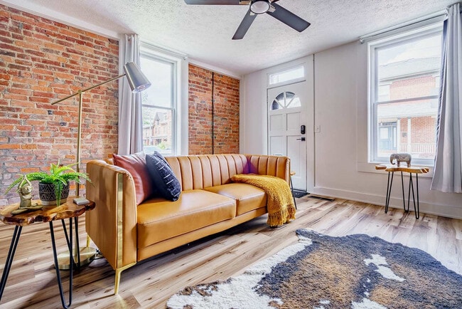 Building Photo - 63 E Russell St Unit SI ID1265613P