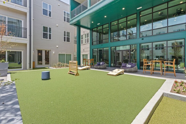 Photo - 596 W 9th St Unit ID1335767P