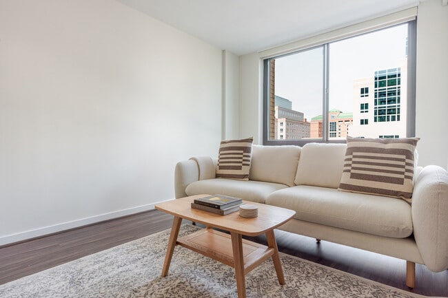 Photo - 3444 Fairfax Dr Unit FL8-ID1215