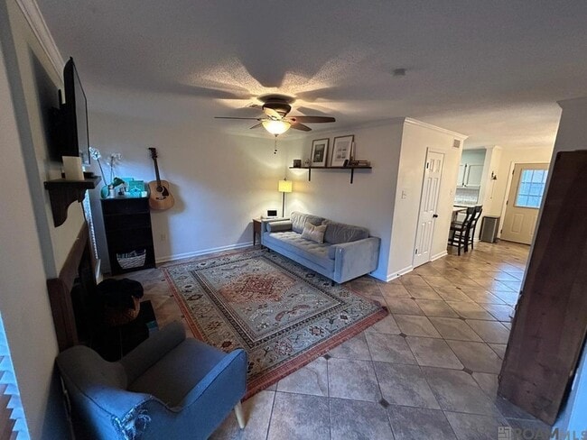 Photo - 929 Ridgepoint Ct