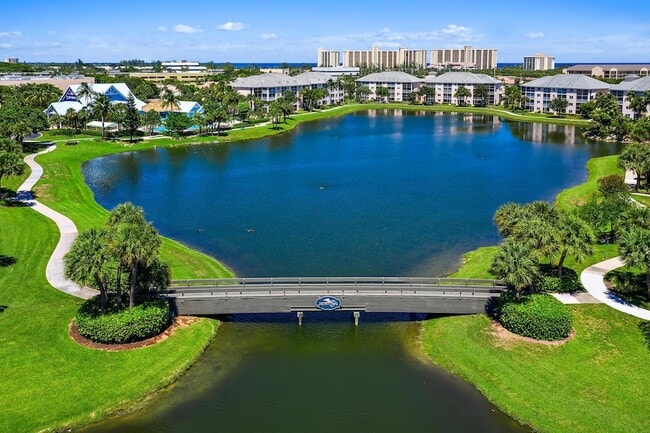 Building Photo - 353 S US Hwy 1 Unit B102