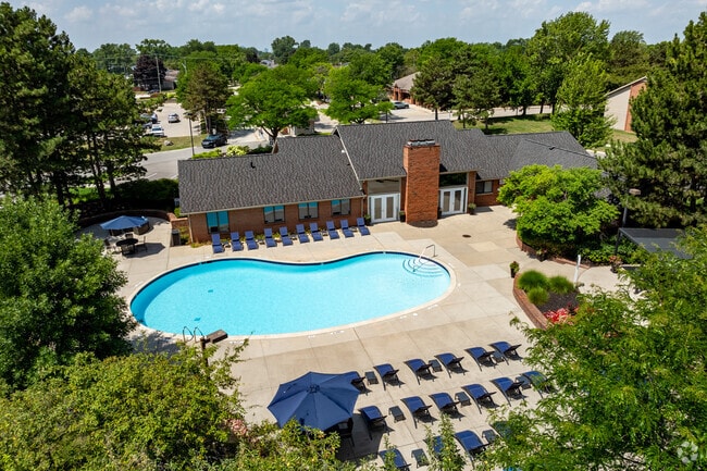Building Photo - Laurel Valley Apartments