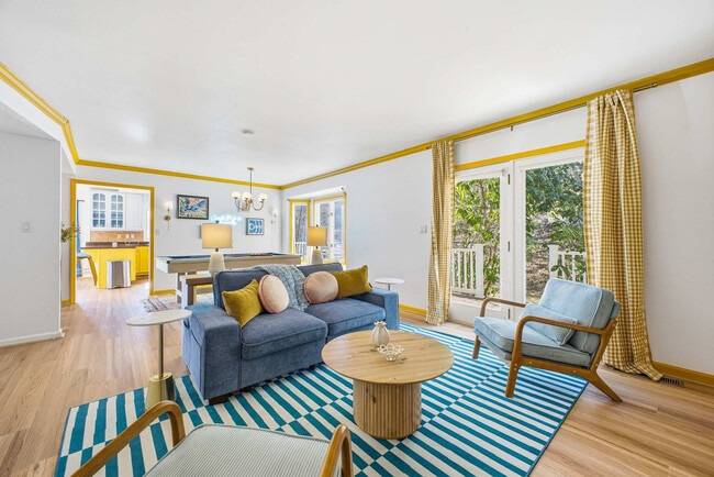 Photo - 12 Apple Tree Way Unit SI ID1382970P