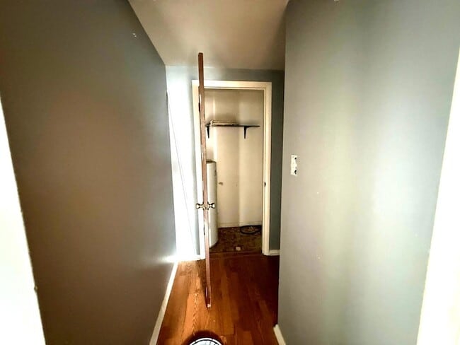 Photo - 301 Violet St