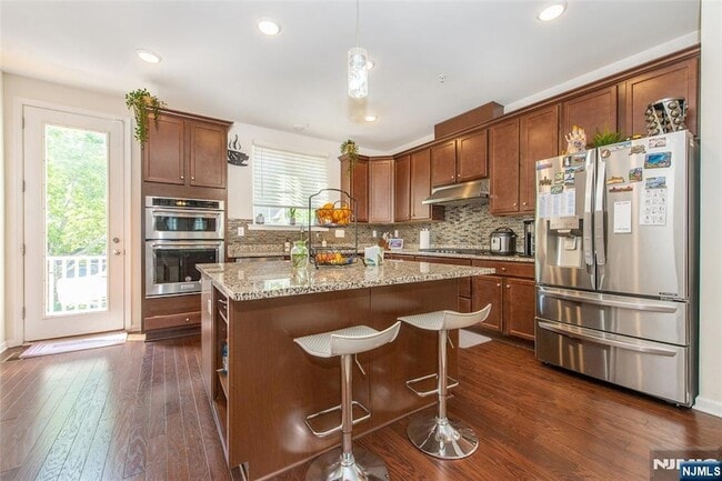 Photo - 9 Landmark Ln Unit 1003