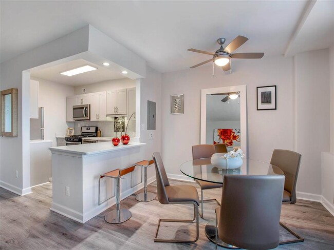Photo - Potomac Towers Apartments