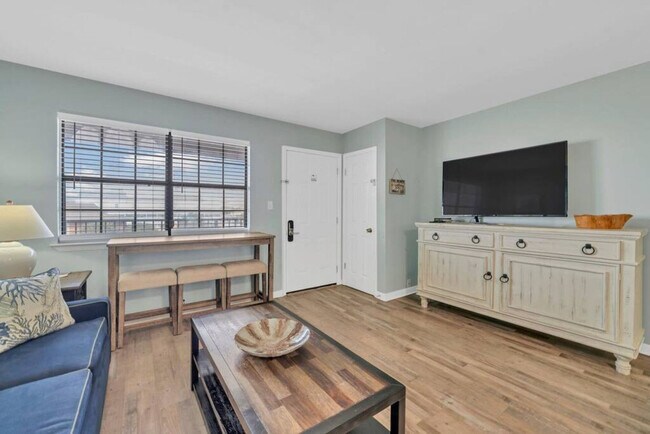 Photo - 312 Bream Ave Unit SI ID1501999P