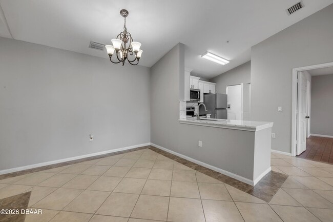 Photo - 940 Village Trail Unit 4-306