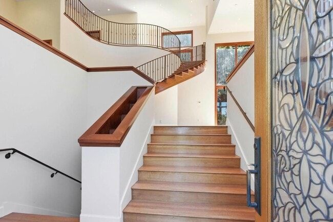 Photo - 3911 Pepper Tree Ct