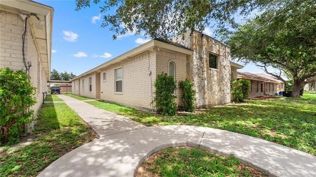 Photo - 2013 Agua Fina Ave Unit D