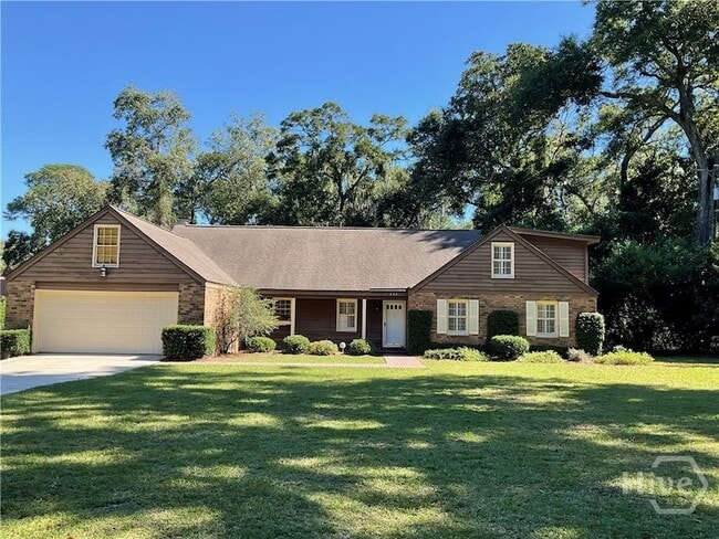 Building Photo - 902 Penn Waller Rd