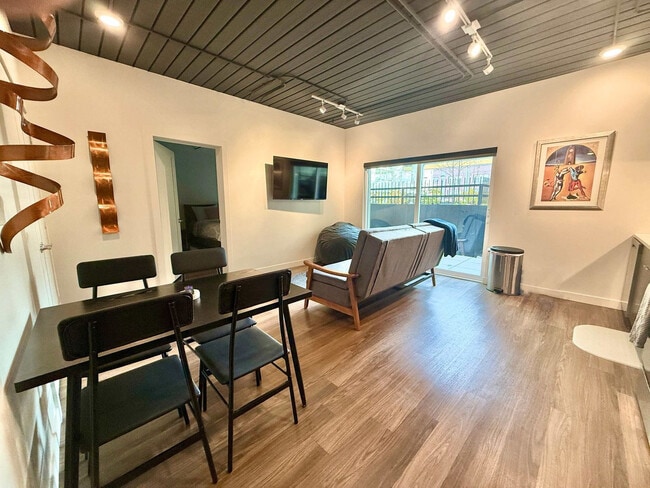 Photo - 360 W 200 S Unit ID1389267P