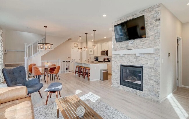 Building Photo - 2873 Merry Rest Way Unit ID1045091P