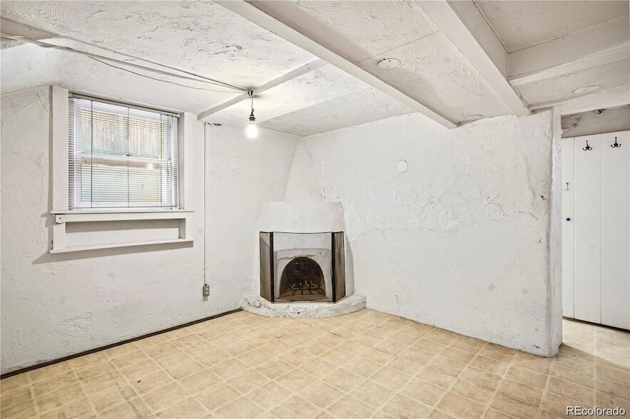 Photo - 840 Emerson St Unit 6