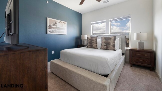 Photo - 2825 Main St Unit 927