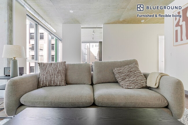 Photo - 601 W Jackson Blvd Unit FL4-ID1329