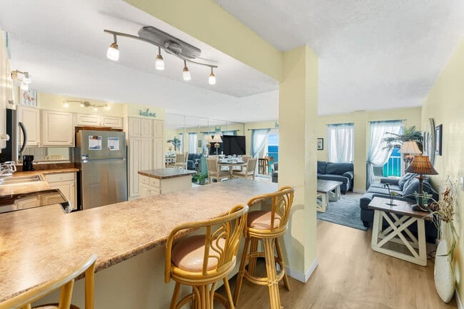 Photo - 8743 Thomas Dr Unit FL15-ID1354960P