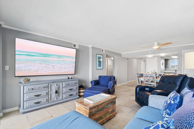 Building Photo - 615 W Beach Blvd Unit SI ID1541226P