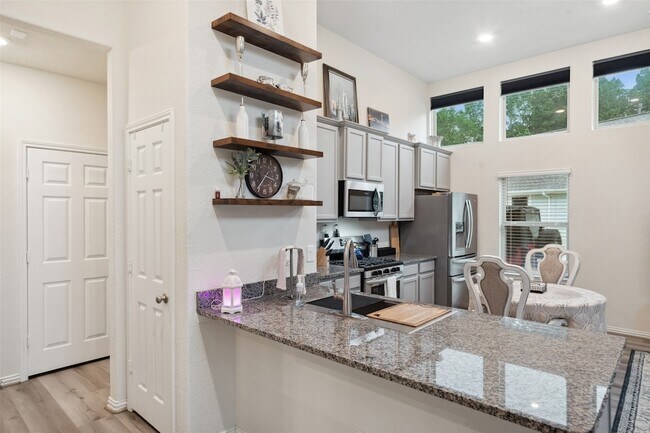 Photo - 257 N Lynx Trail