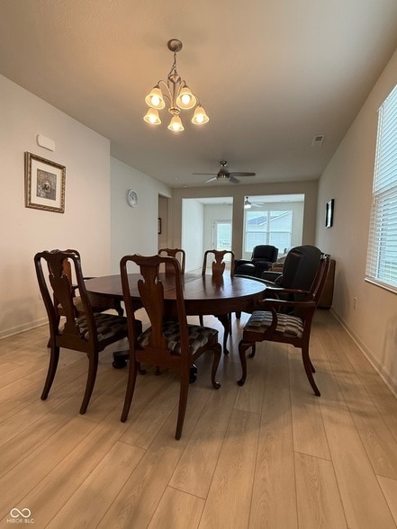 Photo - 4879 Larkspur Dr